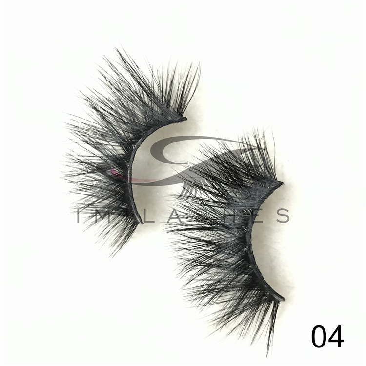 eyelash extensions london.jpg